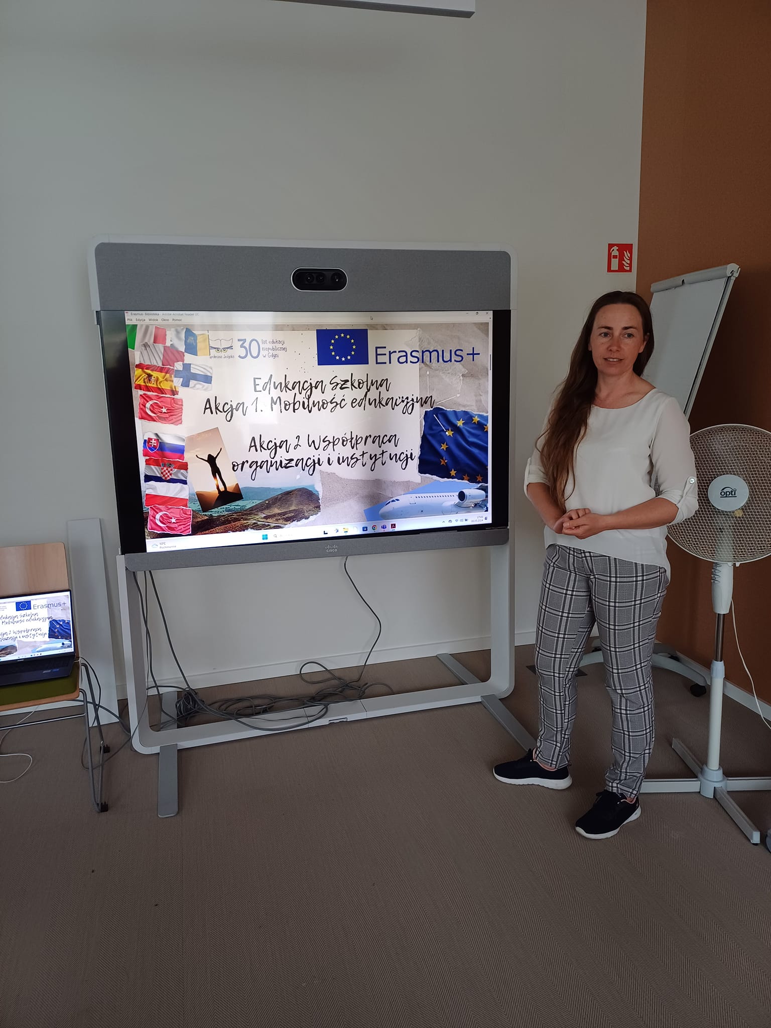 Prelekcja w Bibliotece Witomino na temat szkoleń realizowanych w ramach programu Erasmus Plus