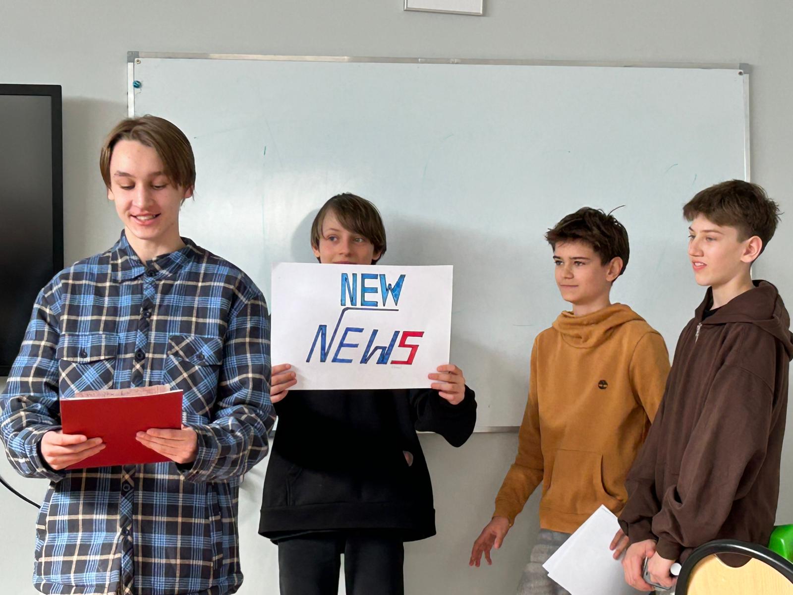 Klasa siódma w roli reporterów